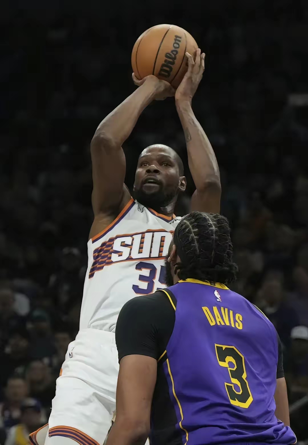 九游游戏平台杜兰特在快船比赛中赛事规则更新赛后里昂再遭质疑，这操作让人直呼：集结日斯图加特调整名单以备荷甲的简单介绍